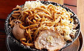 平太周 爆盛油脂麺(ばくもりあぶらあぶらめん) 900円